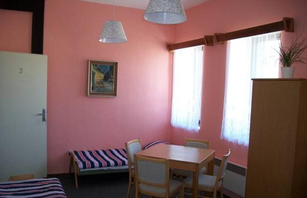 Pension U Loupezaku Hotel Jetrichovice  Bilik gambar